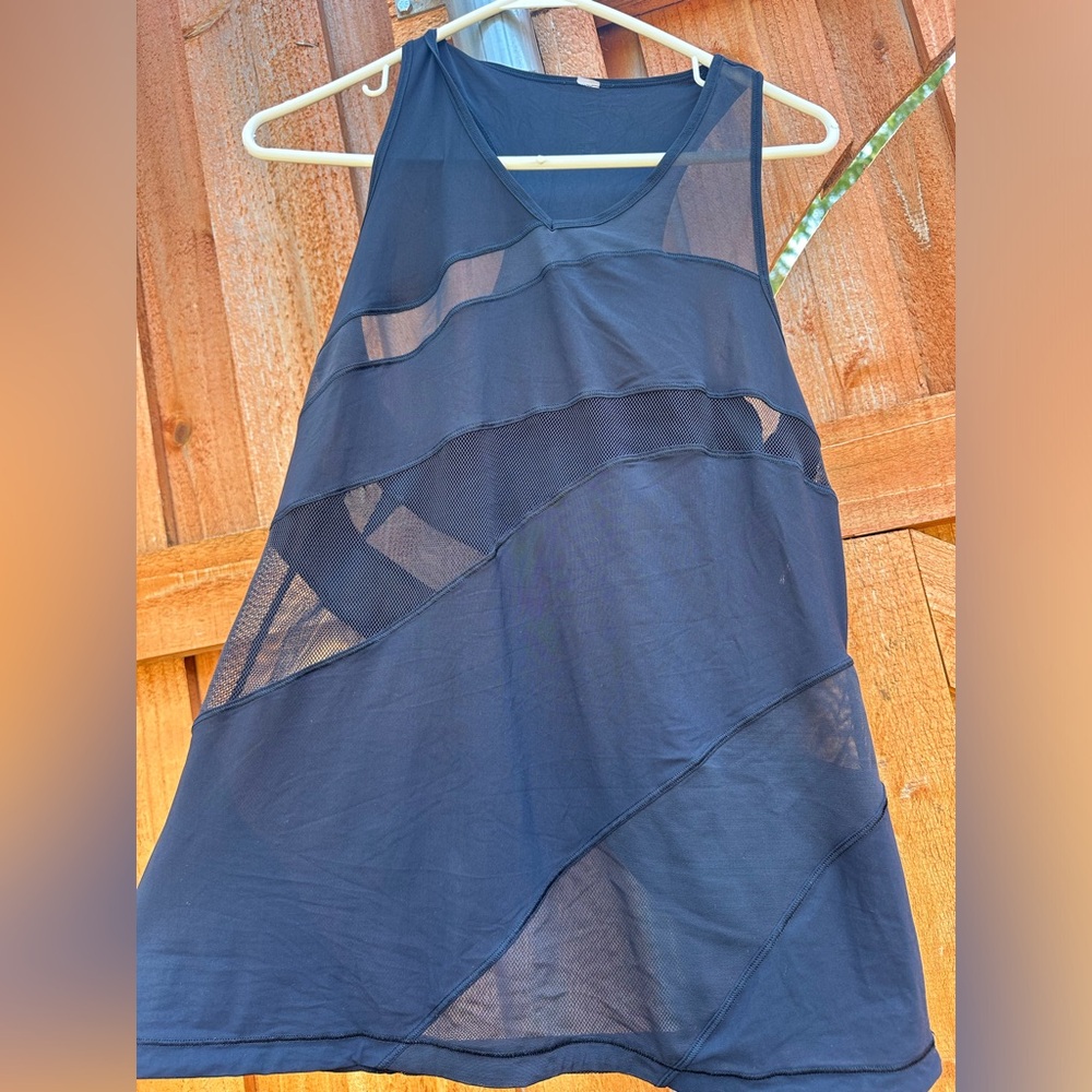 Lululemon mesh tank #4